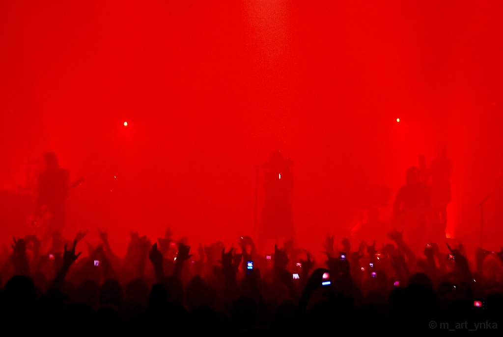 June 9, 2009 performance at Sibamac Arena in Bratislava, Slovakia.