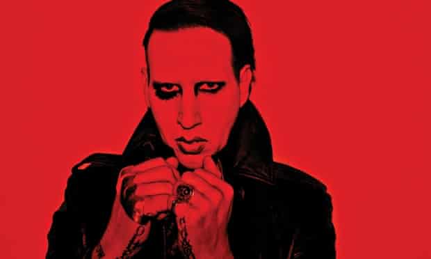 Marilyn-Manson-with-rings-007.jpg
